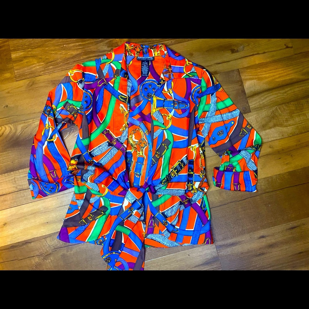 Knot tie up top
